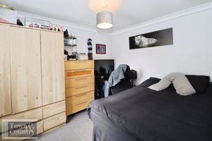 SAXMUNDHAM WAY- click for photo gallery